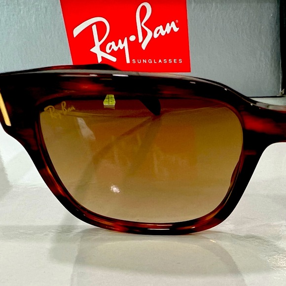 Ray Ban Sunglasses - Picture 15 of 15